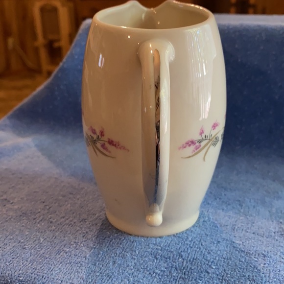 Ceramic Creamer Made in USA - Picture 3 of 6